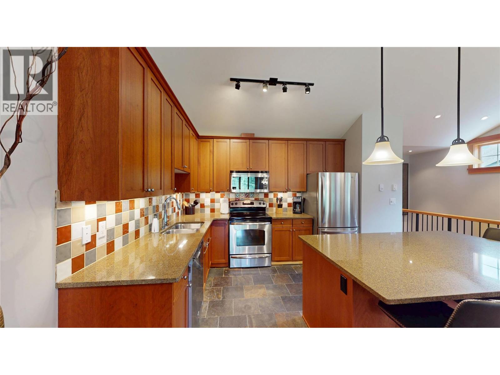 51 Rivermount Place Unit# 103, Fernie, British Columbia  V0B 1M7 - Photo 19 - 10393375