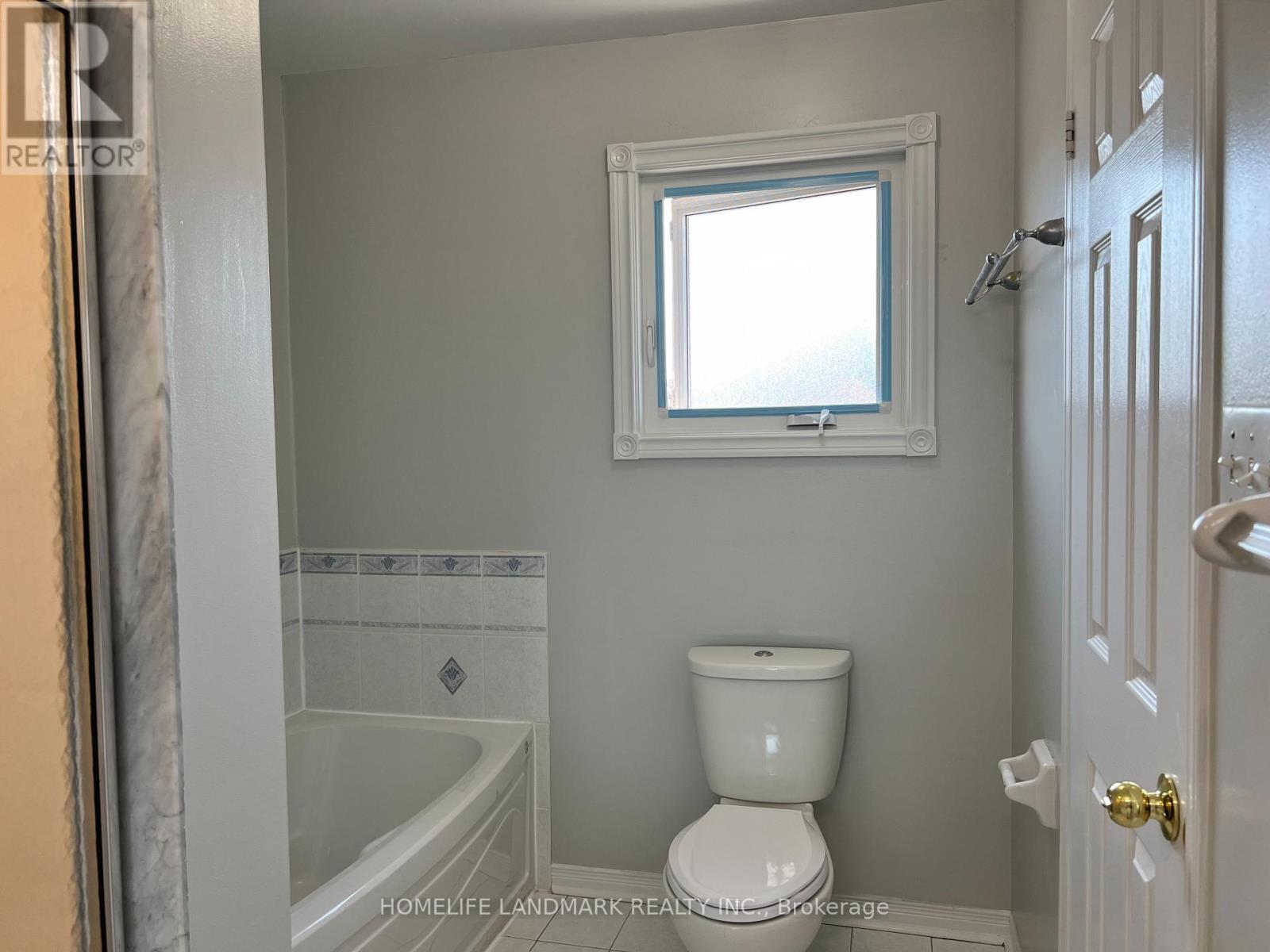 309 Bantry Avenue, Richmond Hill, Ontario  L4B 4M7 - Photo 10 - N13638234
