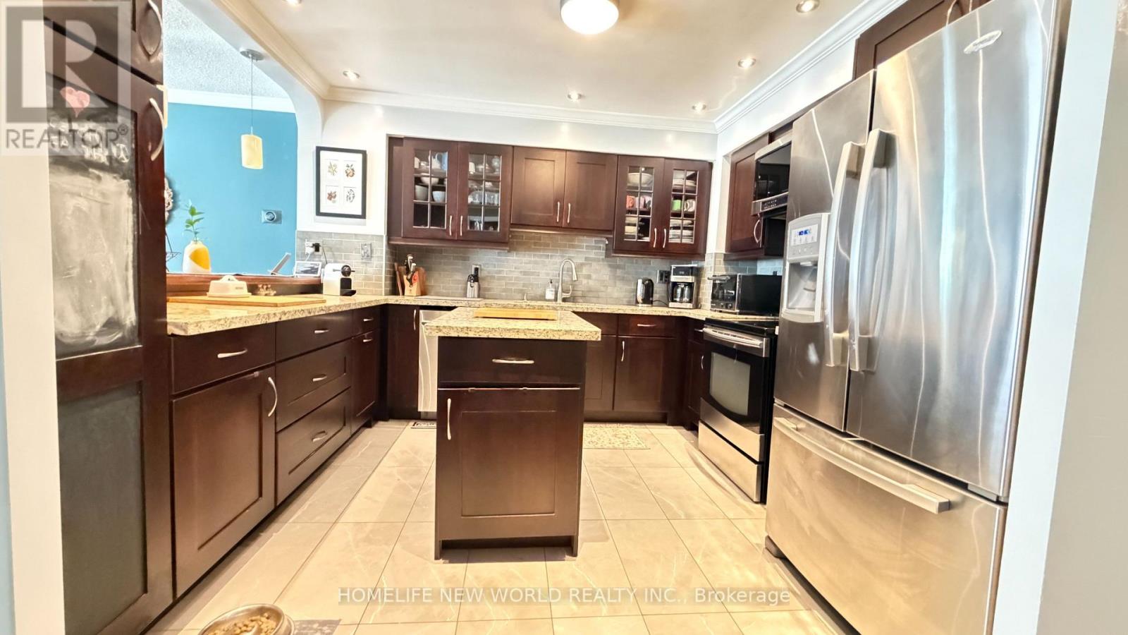 5 Doral Gate, Markham, Ontario  L3T 7K6 - Photo 6 - N13640914