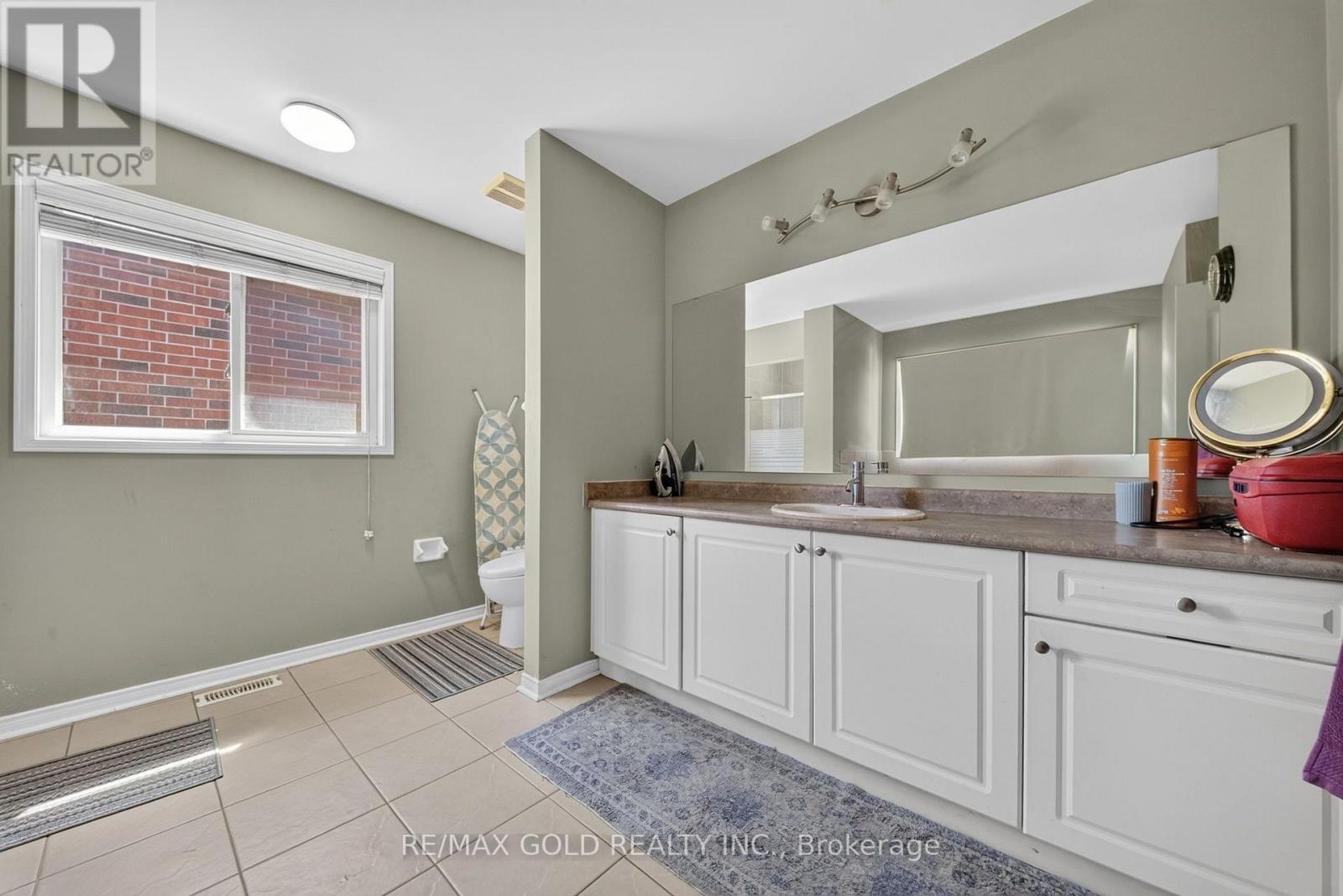 4 Sunnyview Road, Brampton, Ontario  L7A 3E3 - Photo 20 - W13638206