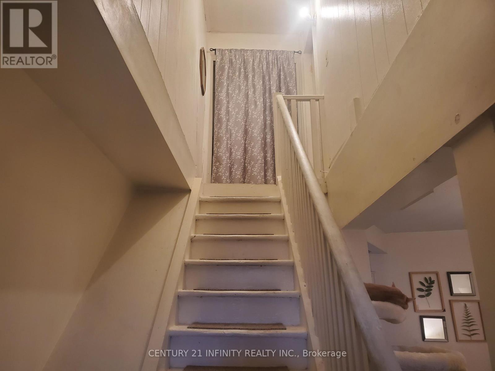2 - 134 Simcoe Street S, Oshawa, Ontario  L1H 4G9 - Photo 5 - E13629178