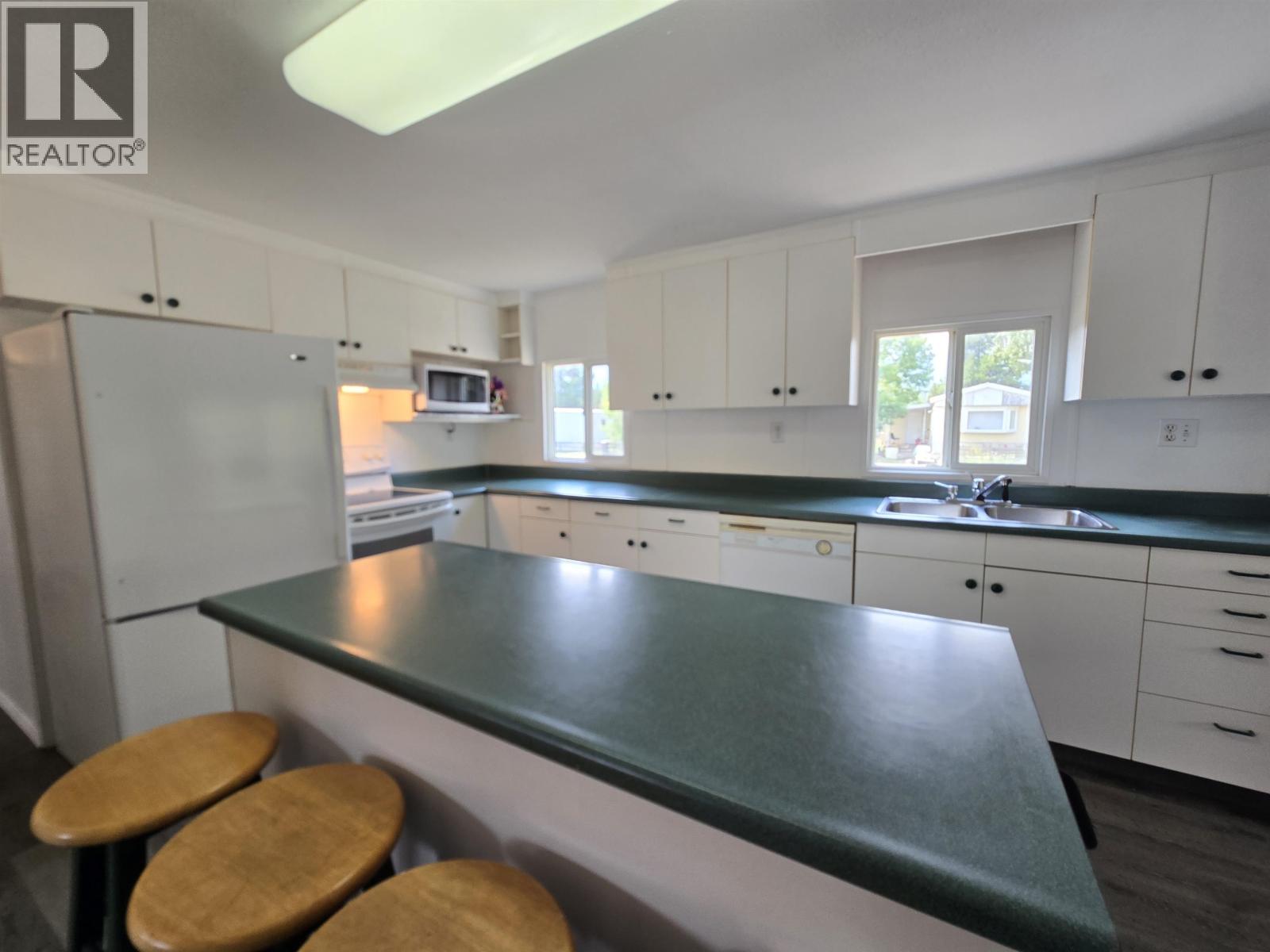 25 101 Elm Street, Valemount, British Columbia  V0E 2Z0 - Photo 11 - R3153046