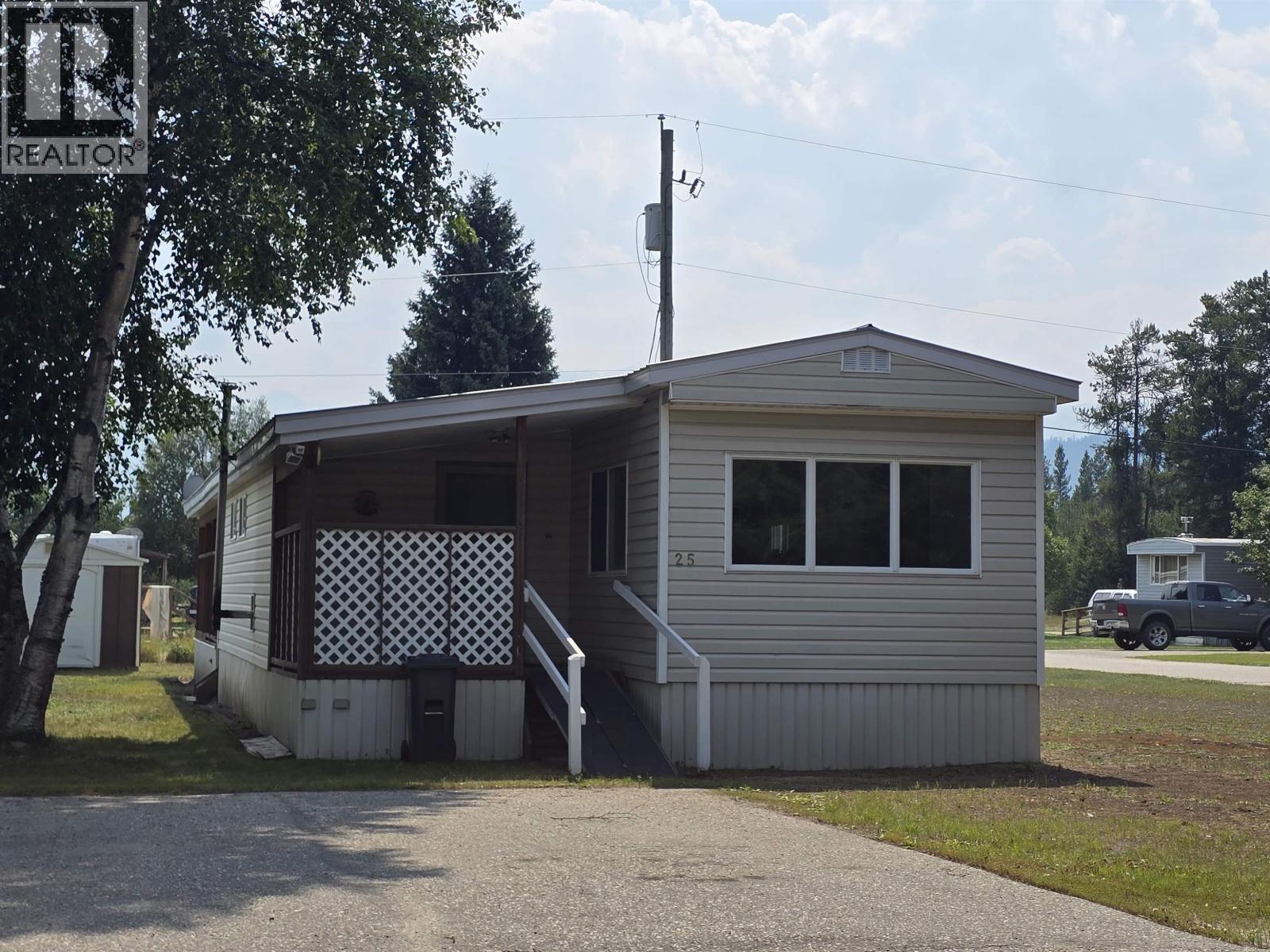 25 101 Elm Street, Valemount, British Columbia  V0E 2Z0 - Photo 1 - R3153046