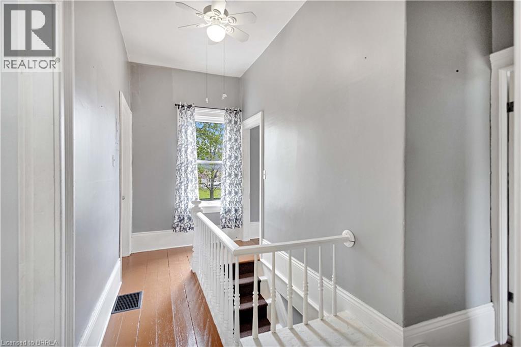 303 Dalhousie Street, Brantford, Ontario  N3S 3V6 - Photo 17 - 40826376