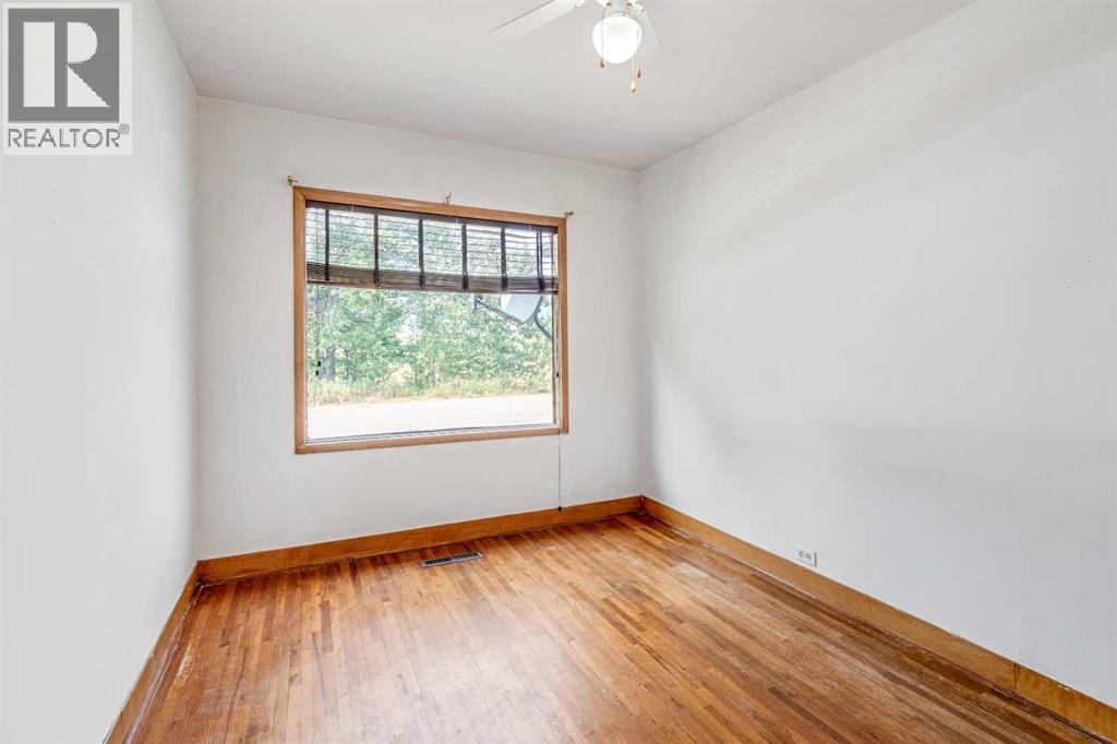 1409 81 Street, Coleman, Alberta  T0K 0M0 - Photo 6 - A2327632