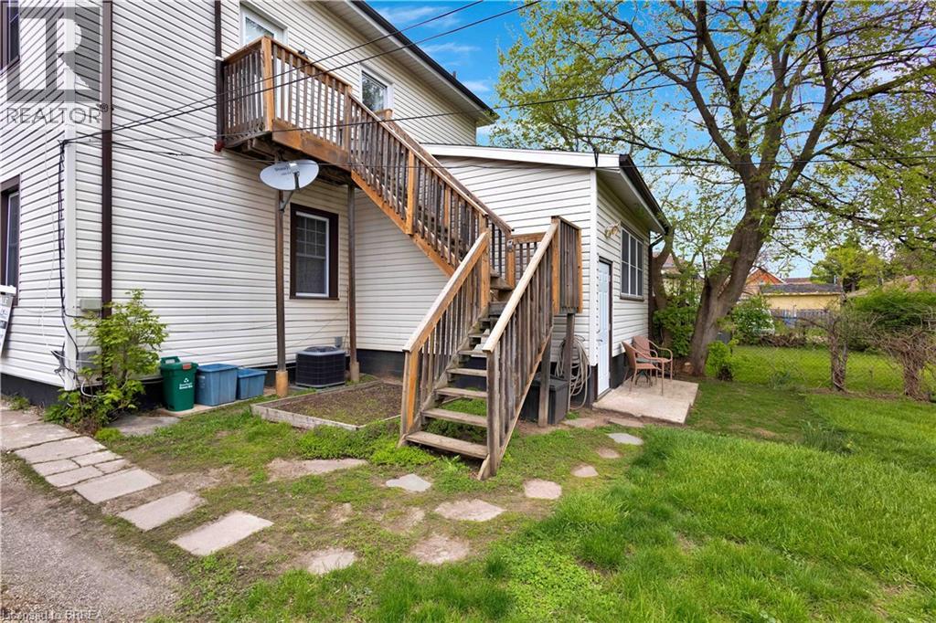 303 Dalhousie Street, Brantford, Ontario  N3S 3V6 - Photo 28 - 40826376