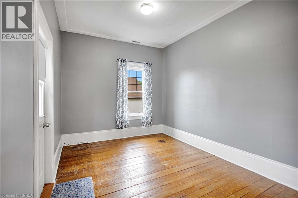 303 Dalhousie Street, Brantford, Ontario  N3S 3V6 - Photo 18 - 40826376