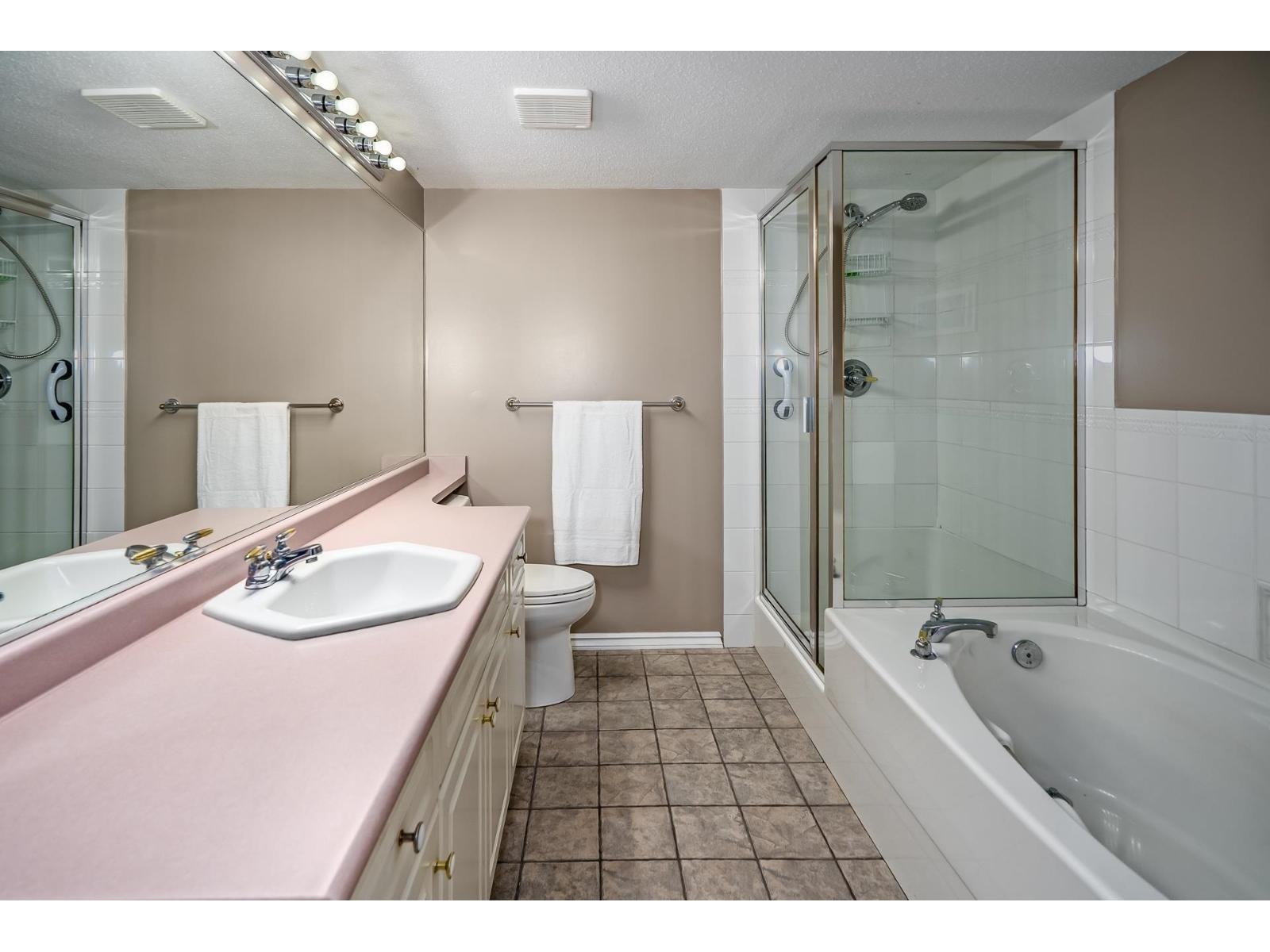 252 13888 70 Avenue, Surrey, British Columbia  V3W 0R8 - Photo 14 - R3152982