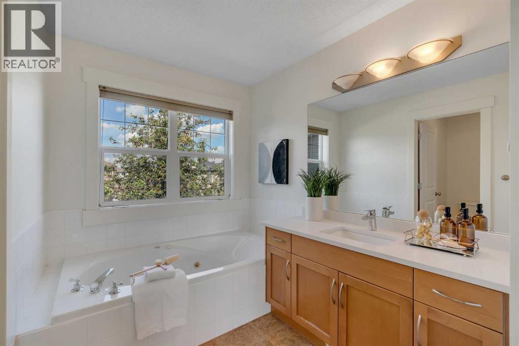 438 Sagewood Park SW, Airdrie, Alberta  T4B 3A9 - Photo 41 - A2333015