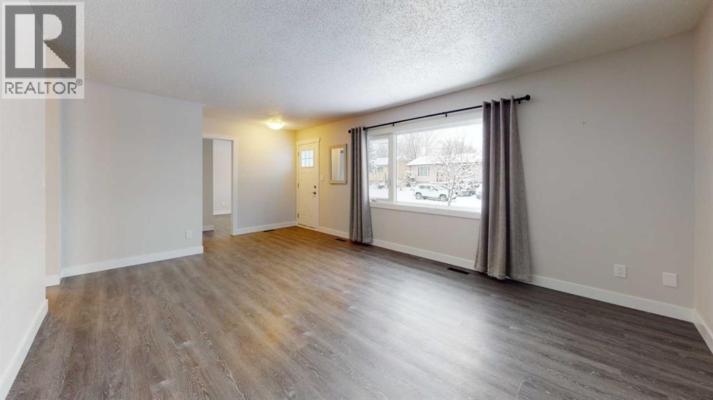 9730 117 Avenue, Grande Prairie, Alberta  T8V 3P4 - Photo 8 - A2318138
