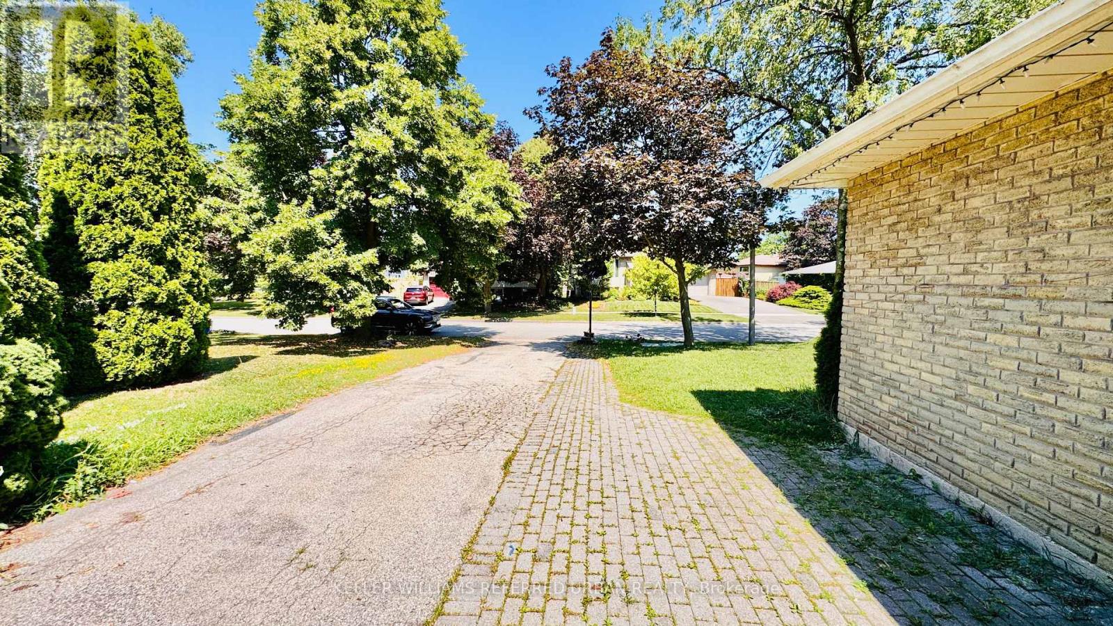 2255 Urwin Crescent, Oakville, Ontario  L6L 2T3 - Photo 37 - W13639310