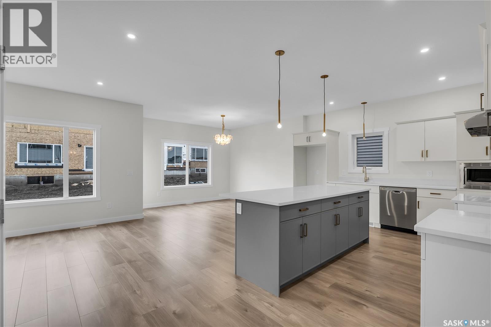 207 Amisk Way, Saskatoon, Saskatchewan  S7V 1W5 - Photo 5 - SK044651