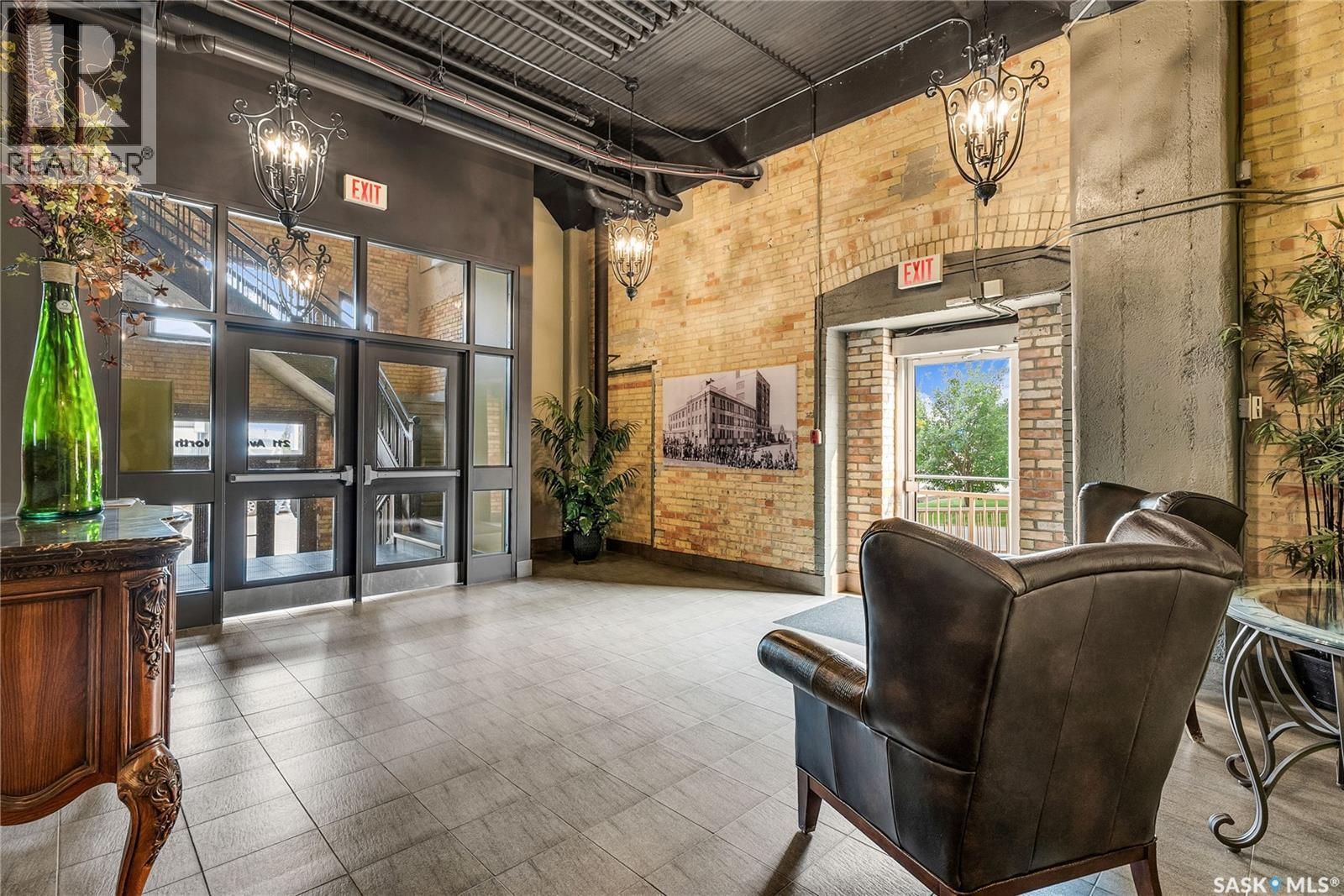 206 211 D Avenue N, Saskatoon, Saskatchewan  S7L 1M7 - Photo 3 - SK044578