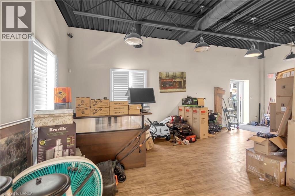 978 Bishop Street N, Cambridge, Ontario  N3H 4V6 - Photo 3 - 40852749