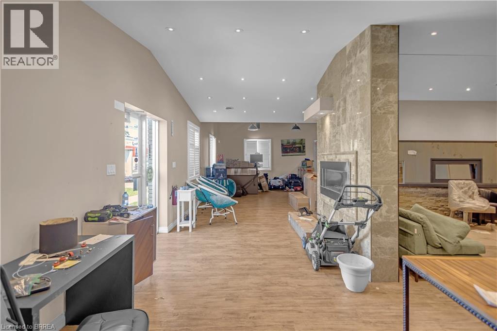 978 Bishop Street N, Cambridge, Ontario  N3H 4V6 - Photo 4 - 40852749