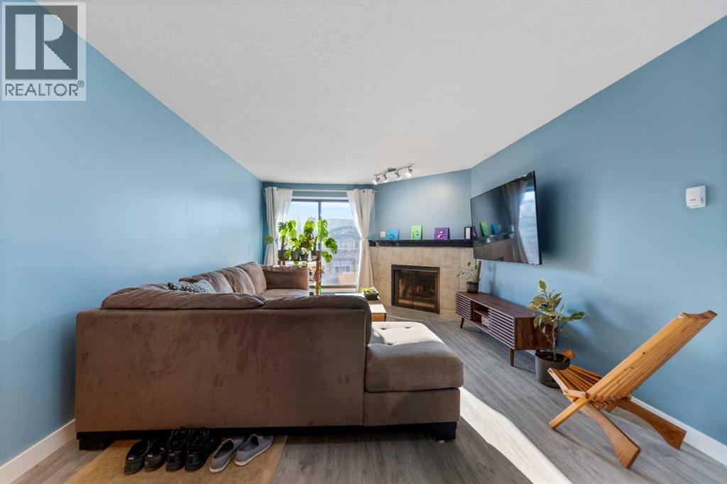 3301, 13045 6 Street SW, Calgary, Alberta  T2W 5H1 - Photo 2 - A2301131