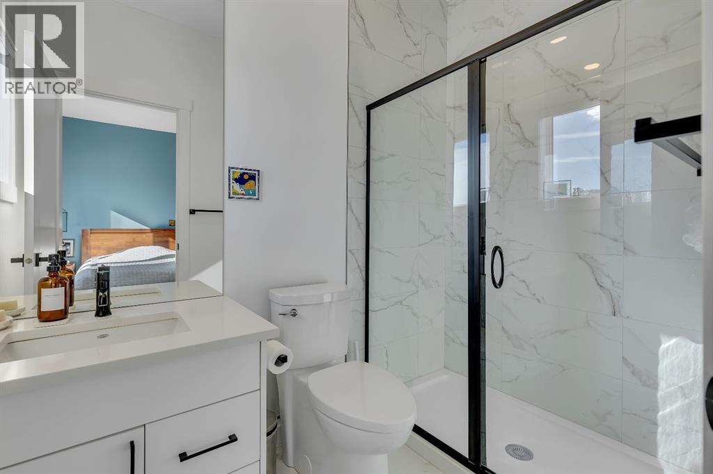 171 Greenbriar Place NW, Calgary, Alberta  T3B 6J3 - Photo 5 - A2329897
