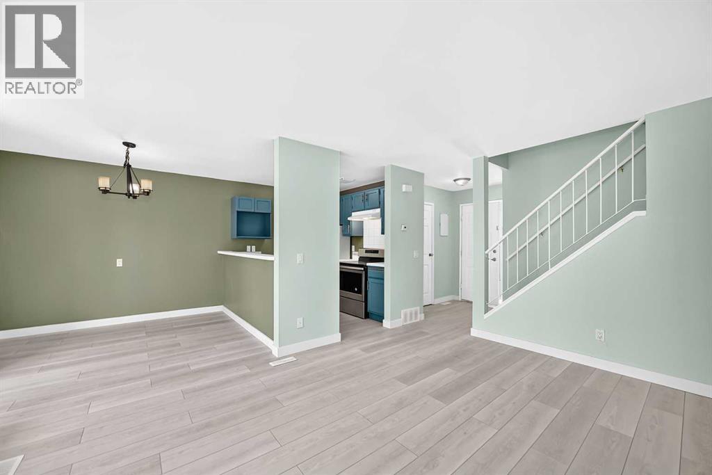 1, 208 Grier Terrace NE, Calgary, Alberta  T2K 5Y7 - Photo 11 - A2332744