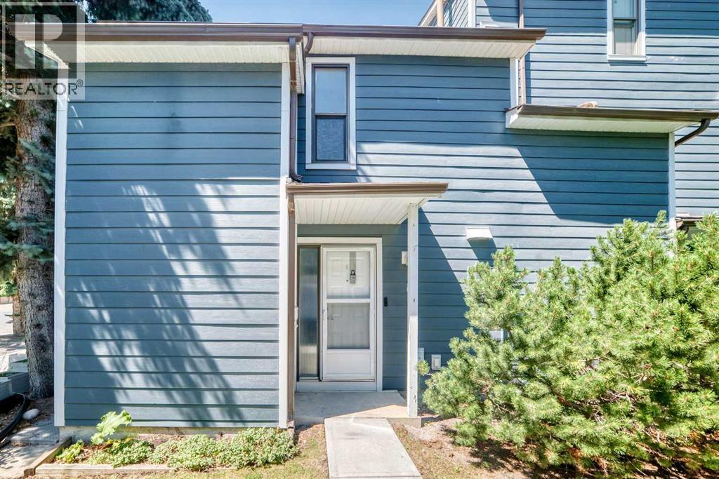 1, 208 Grier Terrace NE, Calgary, Alberta  T2K 5Y7 - Photo 2 - A2332744