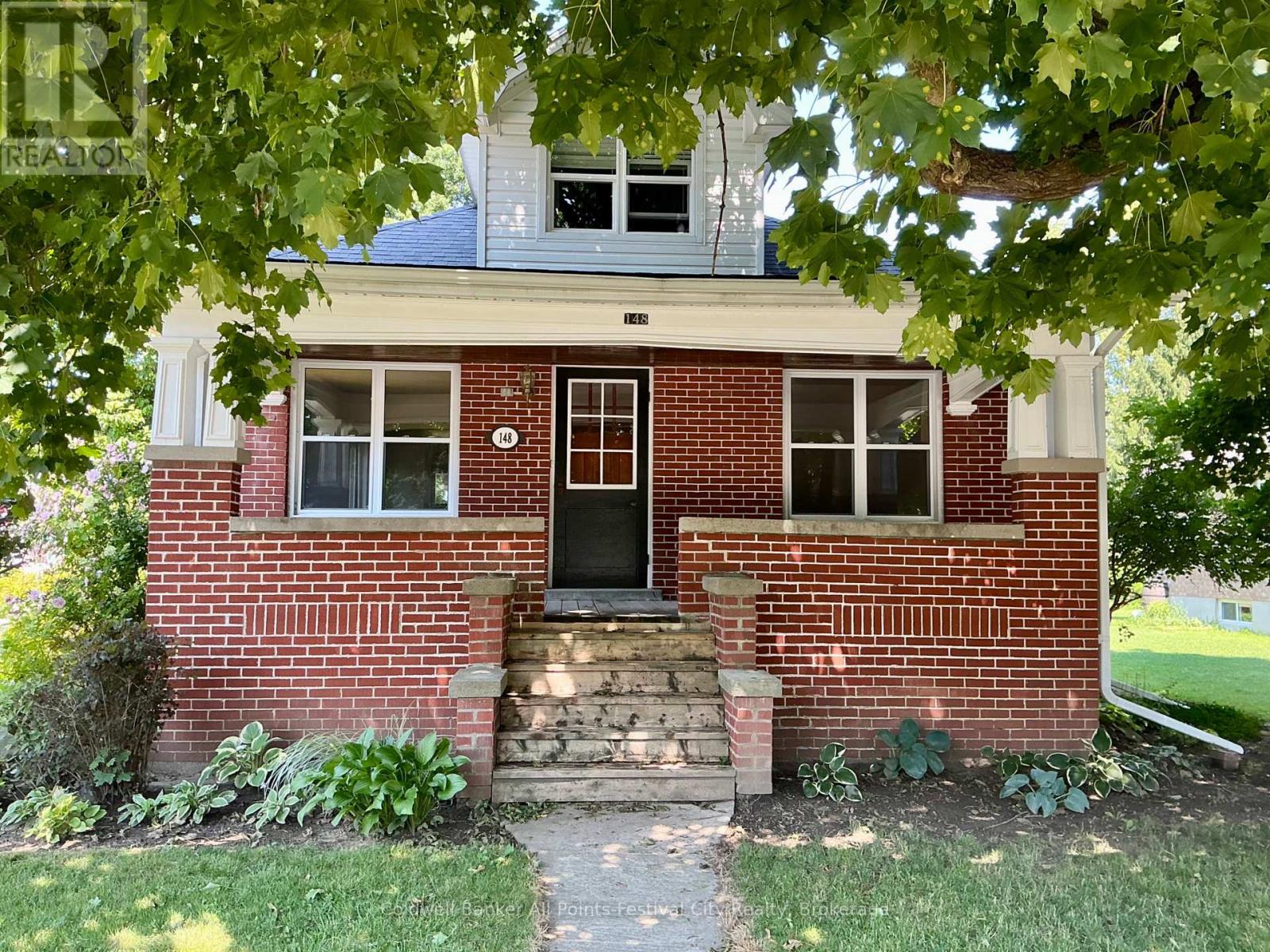 148 WELLINGTON STREET, West Perth, Ontario