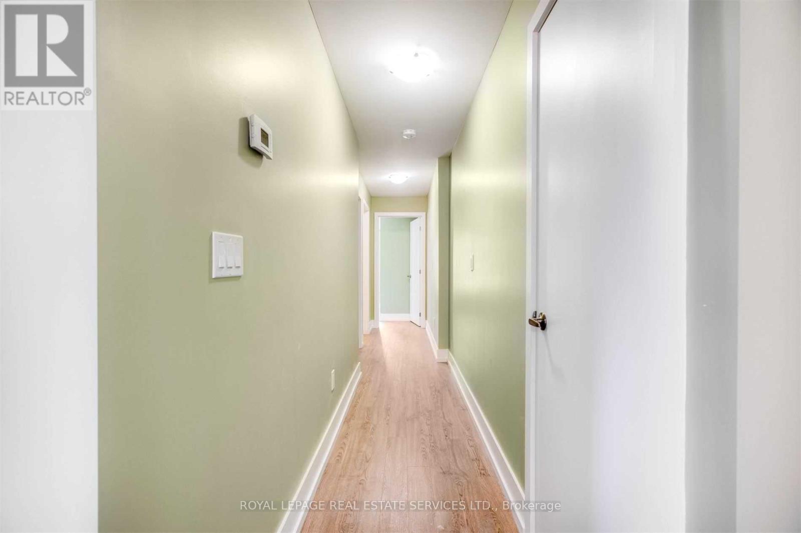 Main - 86 Givins Street, Toronto, Ontario M6J 2X8 - Photo 11 - C13642310