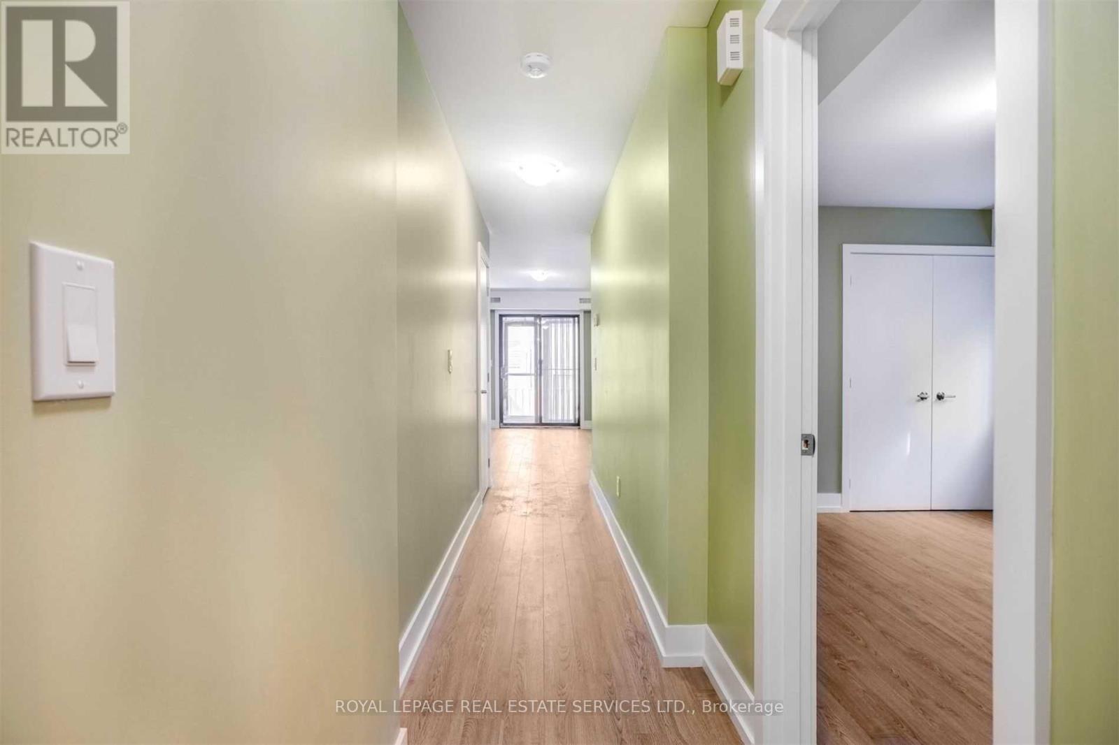 Main - 86 Givins Street, Toronto, Ontario M6J 2X8 - Photo 14 - C13642310