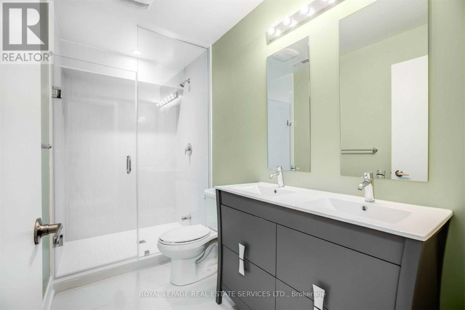 Main - 86 Givins Street, Toronto, Ontario M6J 2X8 - Photo 16 - C13642310