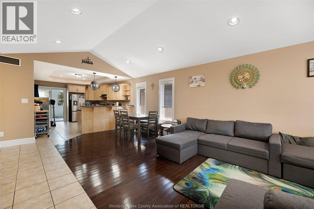 4553 Osaka Circle, Windsor, Ontario N9G 3G4 - Photo 12 - 26018963