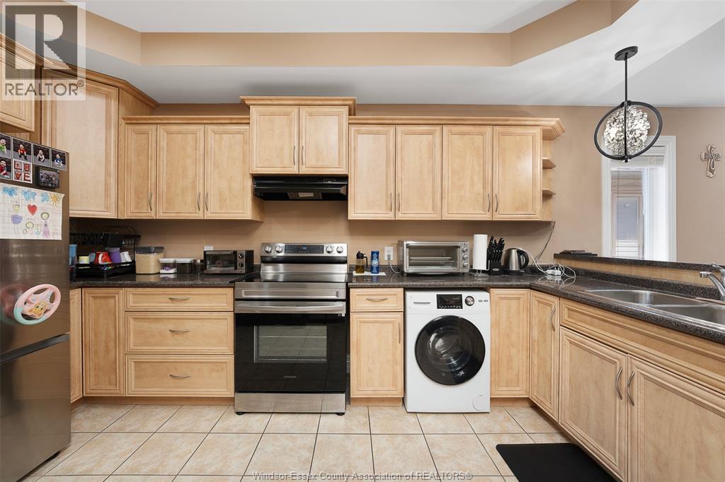 4553 Osaka Circle, Windsor, Ontario N9G 3G4 - Photo 17 - 26018963