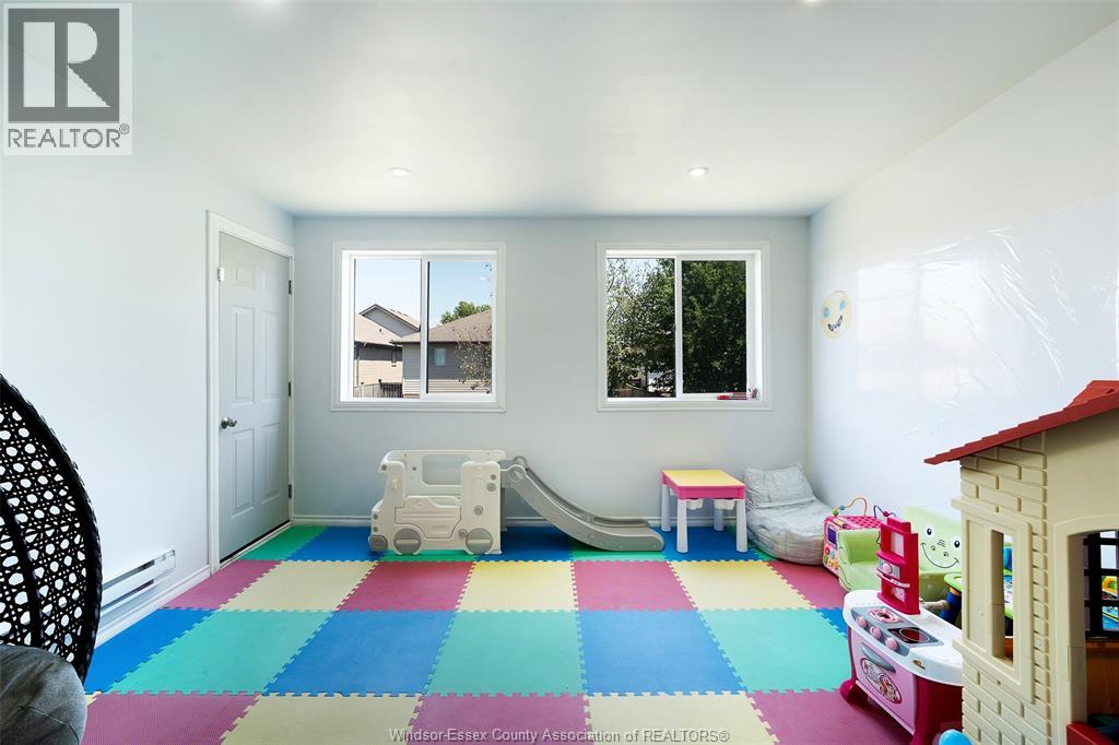 4553 Osaka Circle, Windsor, Ontario N9G 3G4 - Photo 20 - 26018963