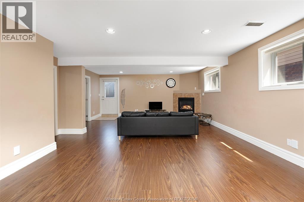 4553 Osaka Circle, Windsor, Ontario N9G 3G4 - Photo 30 - 26018963