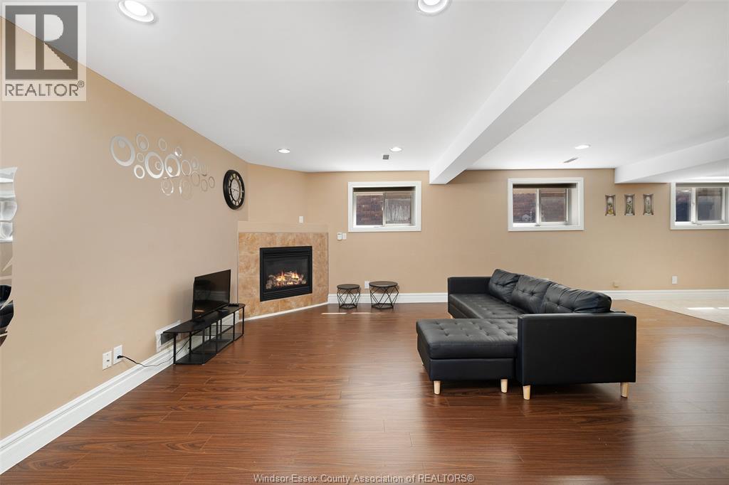 4553 Osaka Circle, Windsor, Ontario N9G 3G4 - Photo 31 - 26018963