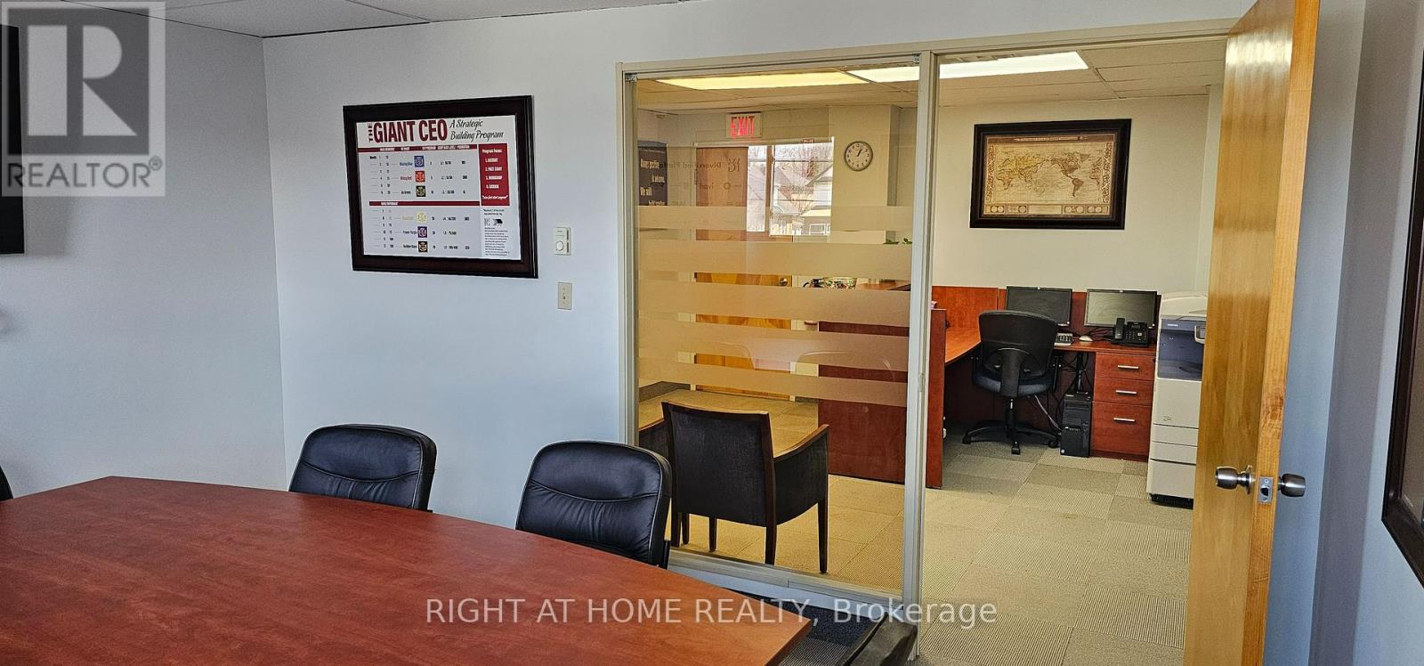 208 - 200 Bond Street W, Oshawa, Ontario  L1J 2L7 - Photo 5 - E13642322