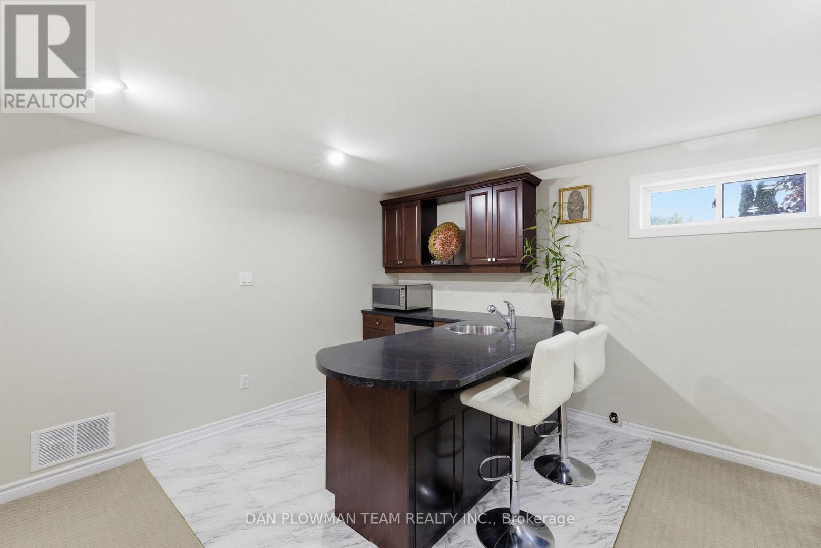 17 Burgundy Court, Whitby, Ontario  L1R 3H7 - Photo 33 - E13642366