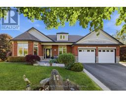 17 BURGUNDY COURT, Whitby, Ontario