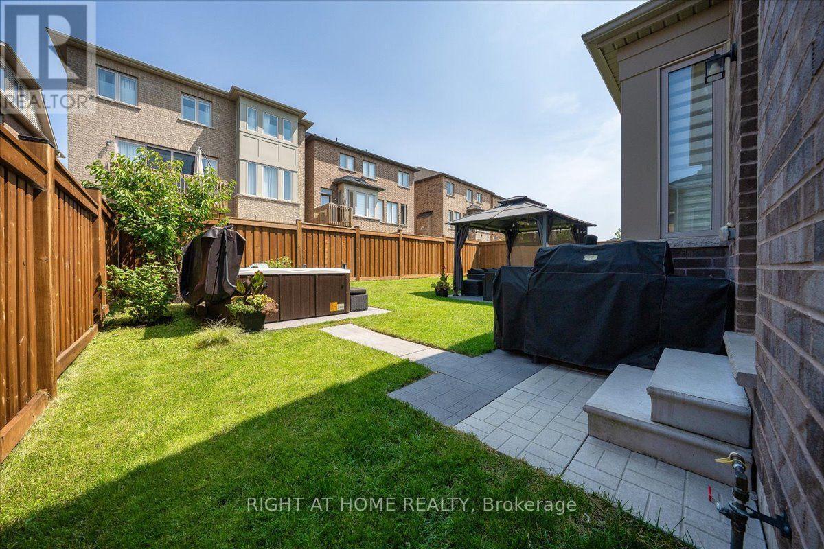 75 Watershed Gate, East Gwillimbury, Ontario  L9N 0Y1 - Photo 2 - N13642344