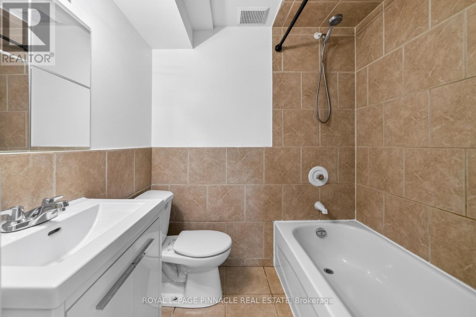 11 Elizabeth Street, Markham, Ontario  L3P 2B3 - Photo 41 - N13642346