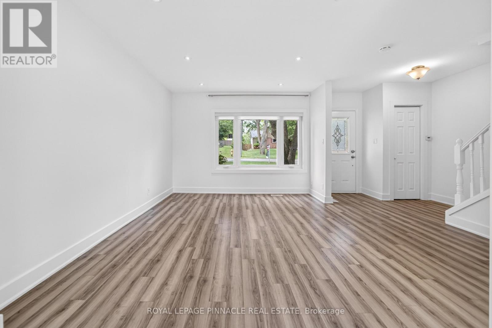 11 Elizabeth Street, Markham, Ontario  L3P 2B3 - Photo 9 - N13642346