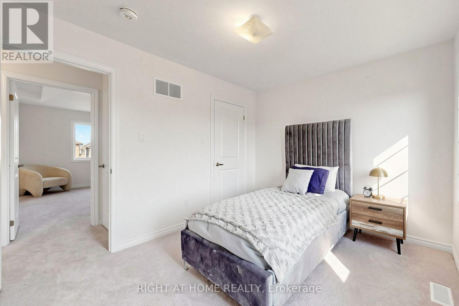 40 Ainslie Hill Crescent, Georgina, Ontario  L0E 1R0 - Photo 26 - N13642384