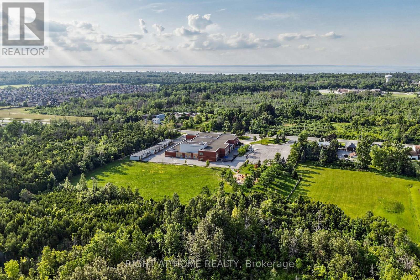 40 Ainslie Hill Crescent, Georgina, Ontario  L0E 1R0 - Photo 37 - N13642384