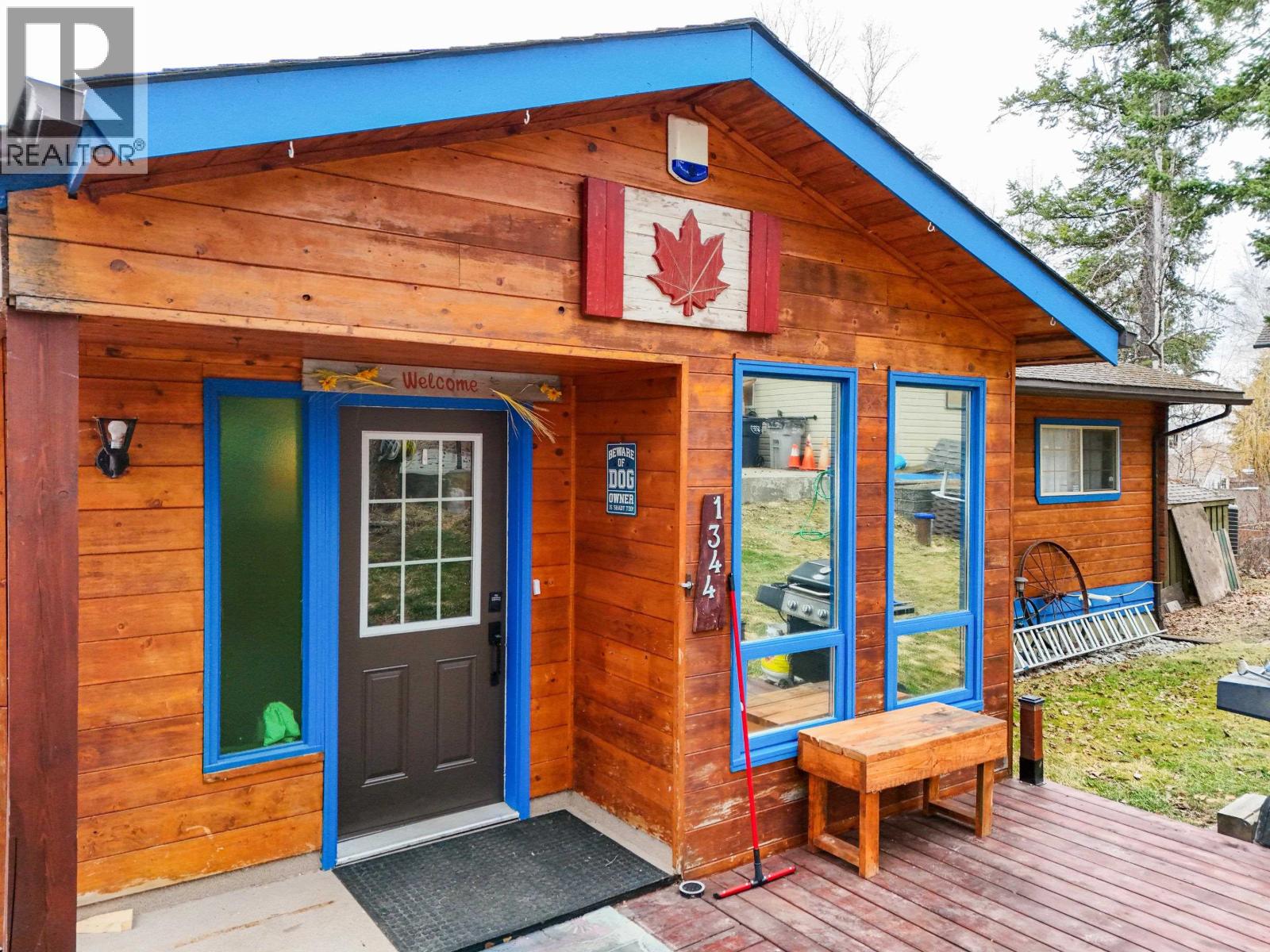 1344 Lakeview Drive, Quesnel, British Columbia  V2J 4K4 - Photo 3 - R3153119