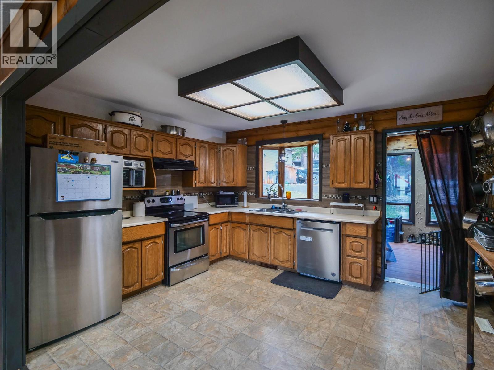 1344 Lakeview Drive, Quesnel, British Columbia  V2J 4K4 - Photo 10 - R3153119