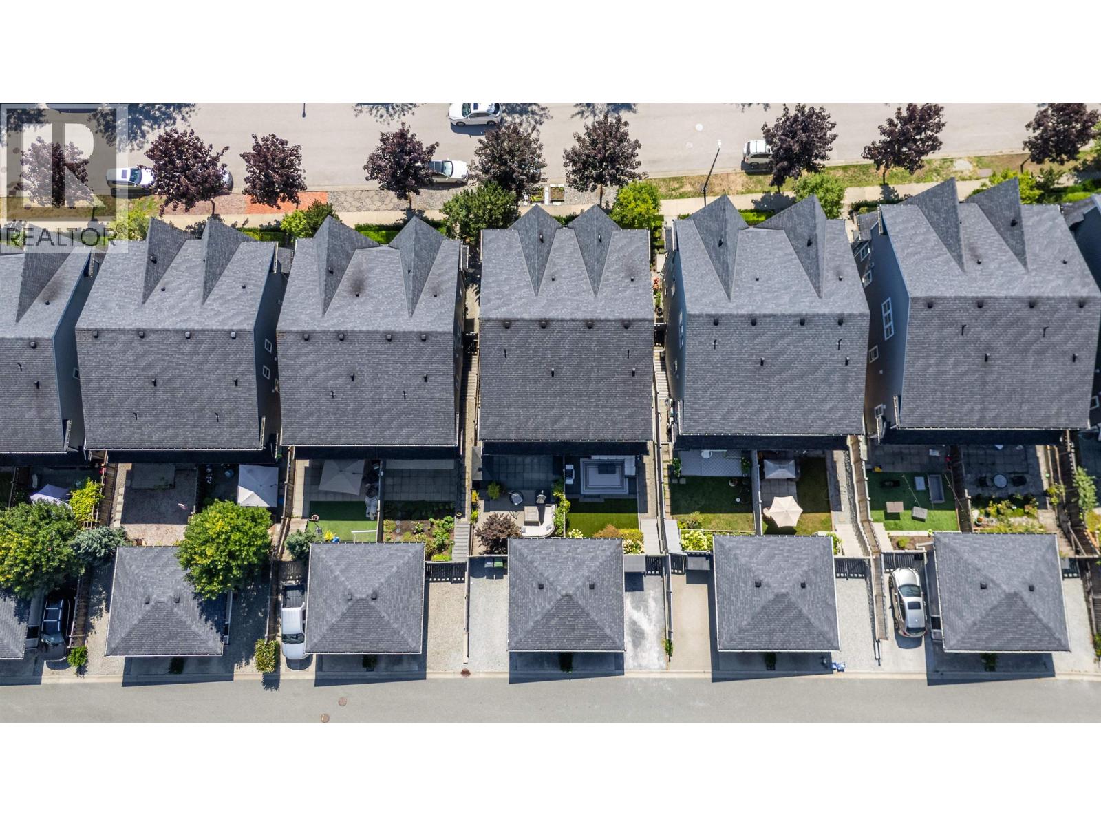 1 3439 Roxton Avenue, Coquitlam, British Columbia V3B 3H7 - Photo 29 - R3152254