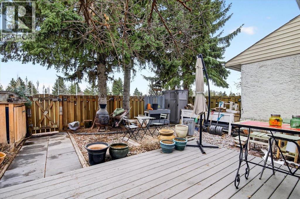 256 Callingwood Place NW, Edmonton, Alberta  T5T 2C6 - Photo 32 - A2304808