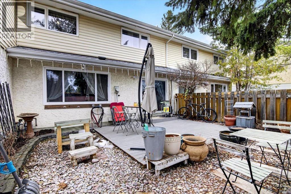 256 Callingwood Place NW, Edmonton, Alberta  T5T 2C6 - Photo 30 - A2304808