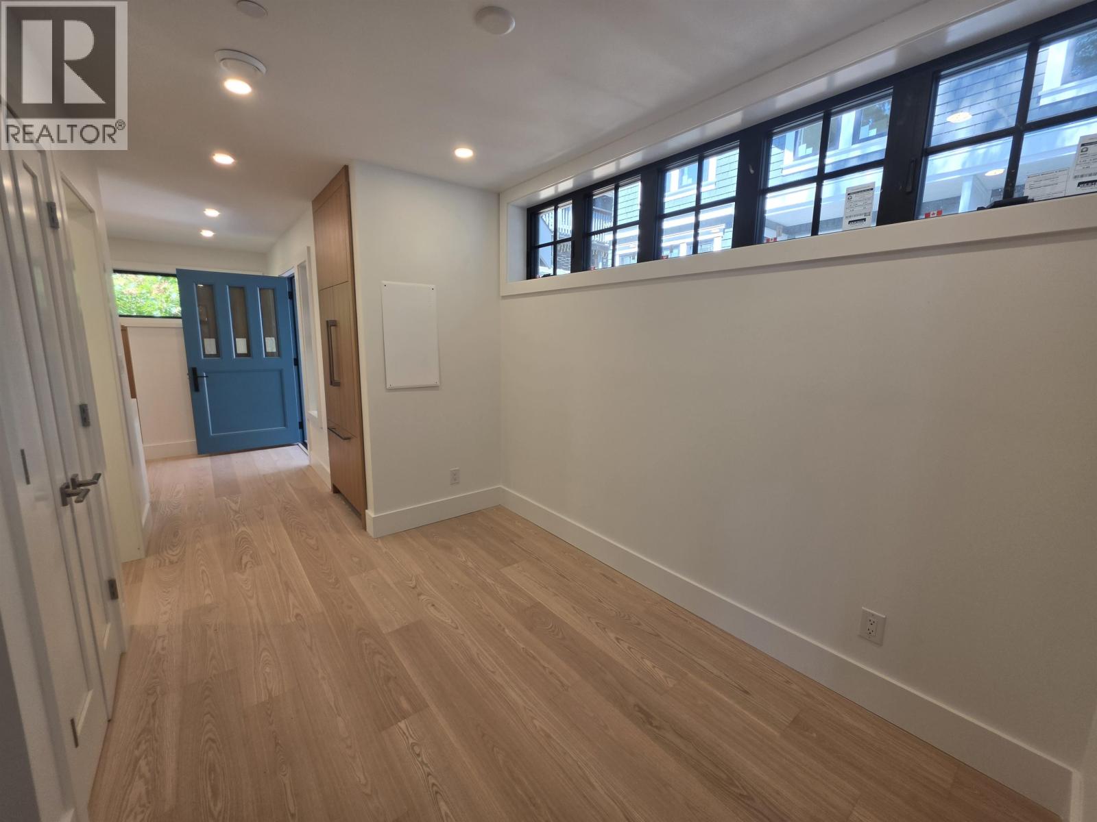 2570 W 2nd Avenue, Vancouver, British Columbia  V6K 1J8 - Photo 6 - R3136470