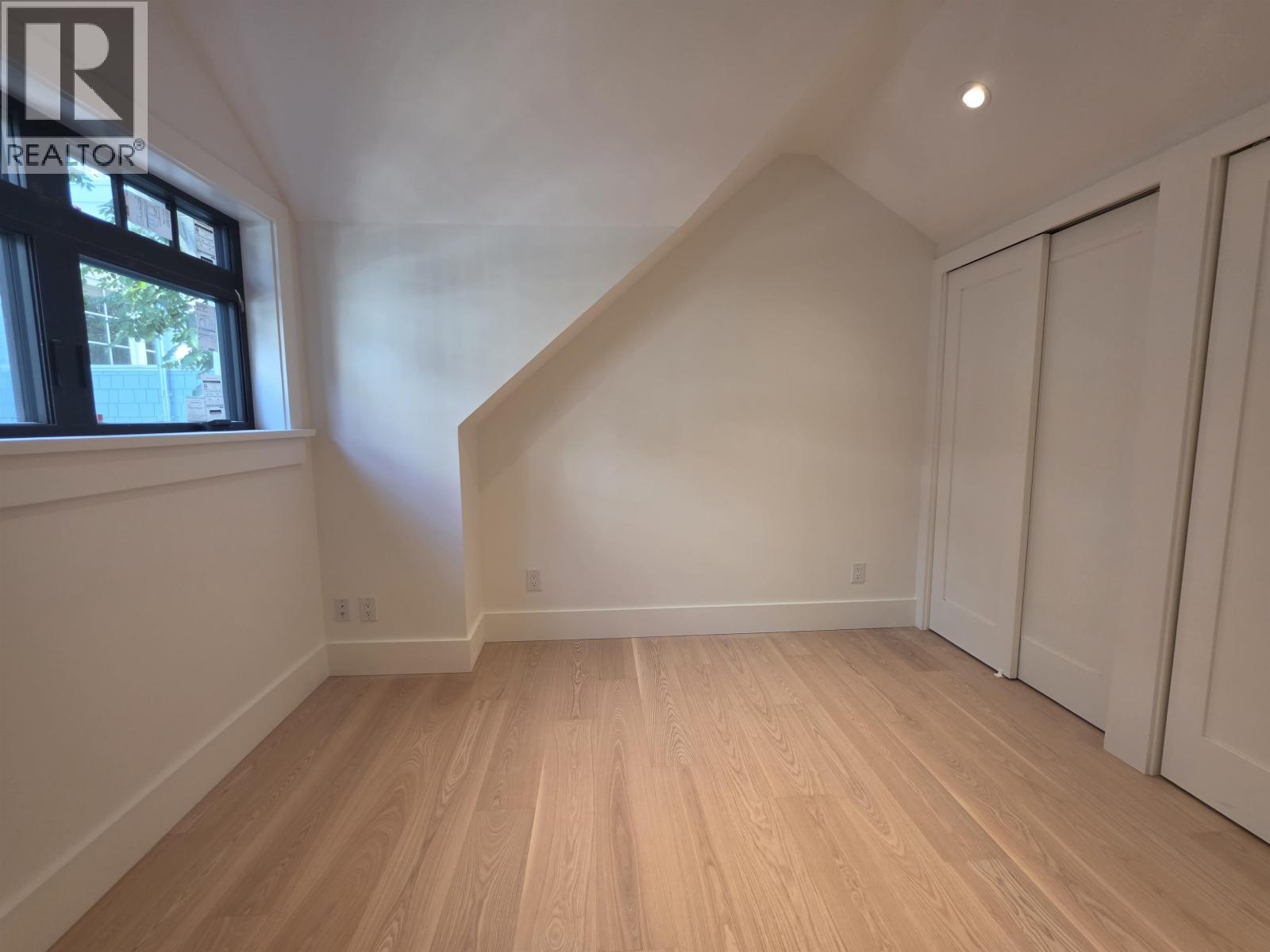 2570 W 2nd Avenue, Vancouver, British Columbia  V6K 1J8 - Photo 17 - R3136470