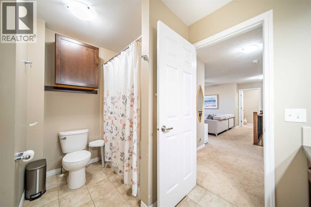 503 Windbrook Heights SW, Airdrie, Alberta  T4B 3X2 - Photo 31 - A2327431