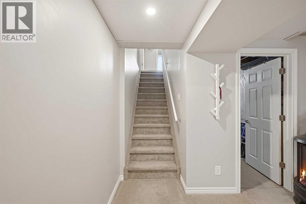 146 Windwood Grove SW, Airdrie, Alberta  T4B 3S8 - Photo 38 - A2331473