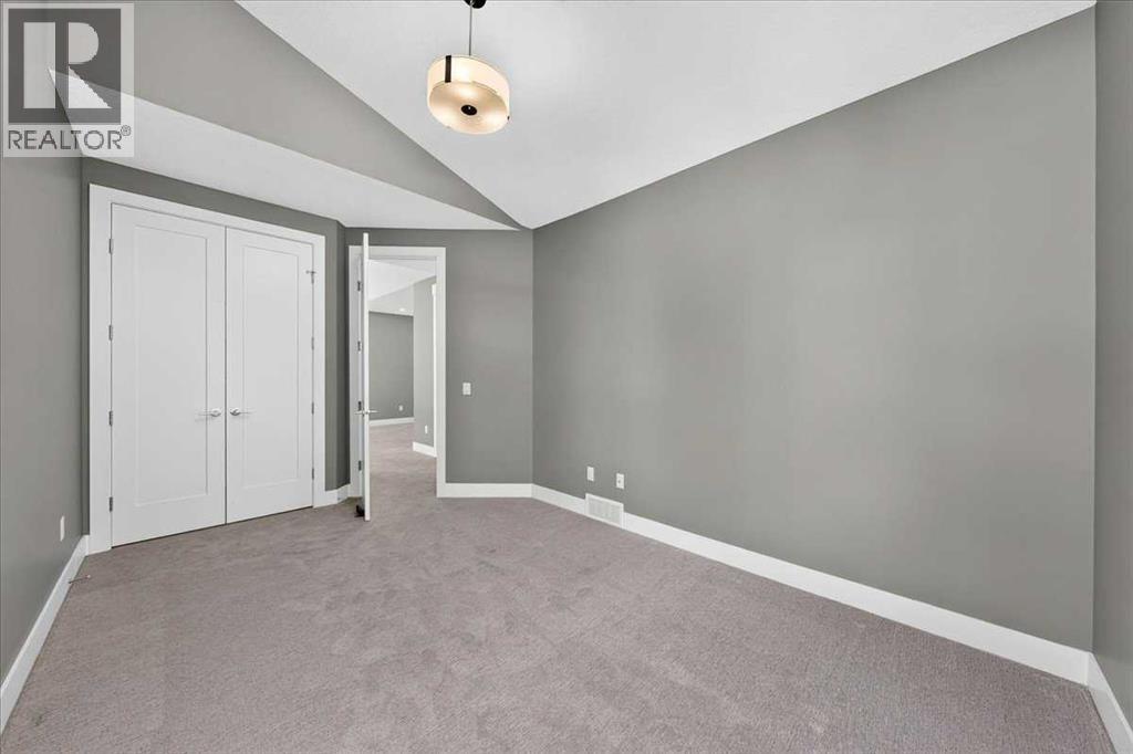 217 32 Avenue NW, Calgary, Alberta  T2M 2P8 - Photo 38 - A2333284